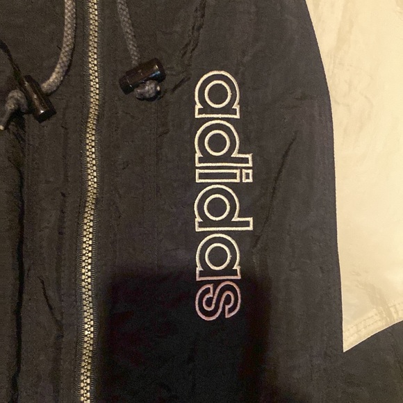 Adidas Black And White Vintage Puffer Jacket For Men. - Picture 5 of 6